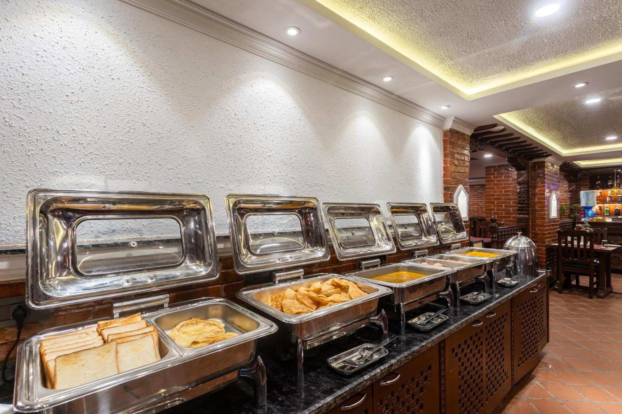 Amarawati Boutique Hotel Kathmandu Exteriör bild