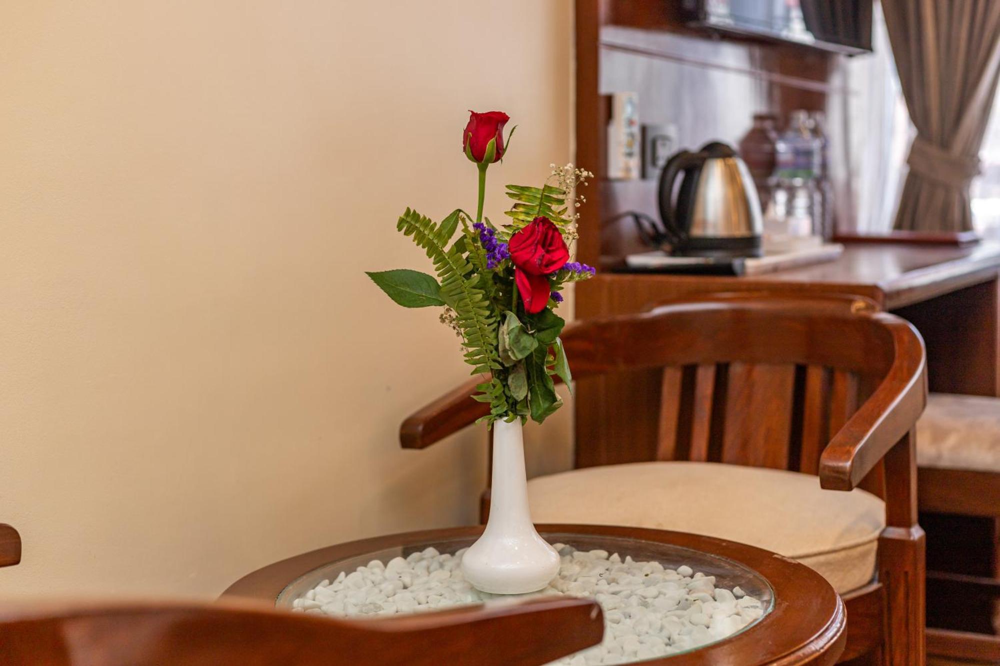 Amarawati Boutique Hotel Kathmandu Exteriör bild