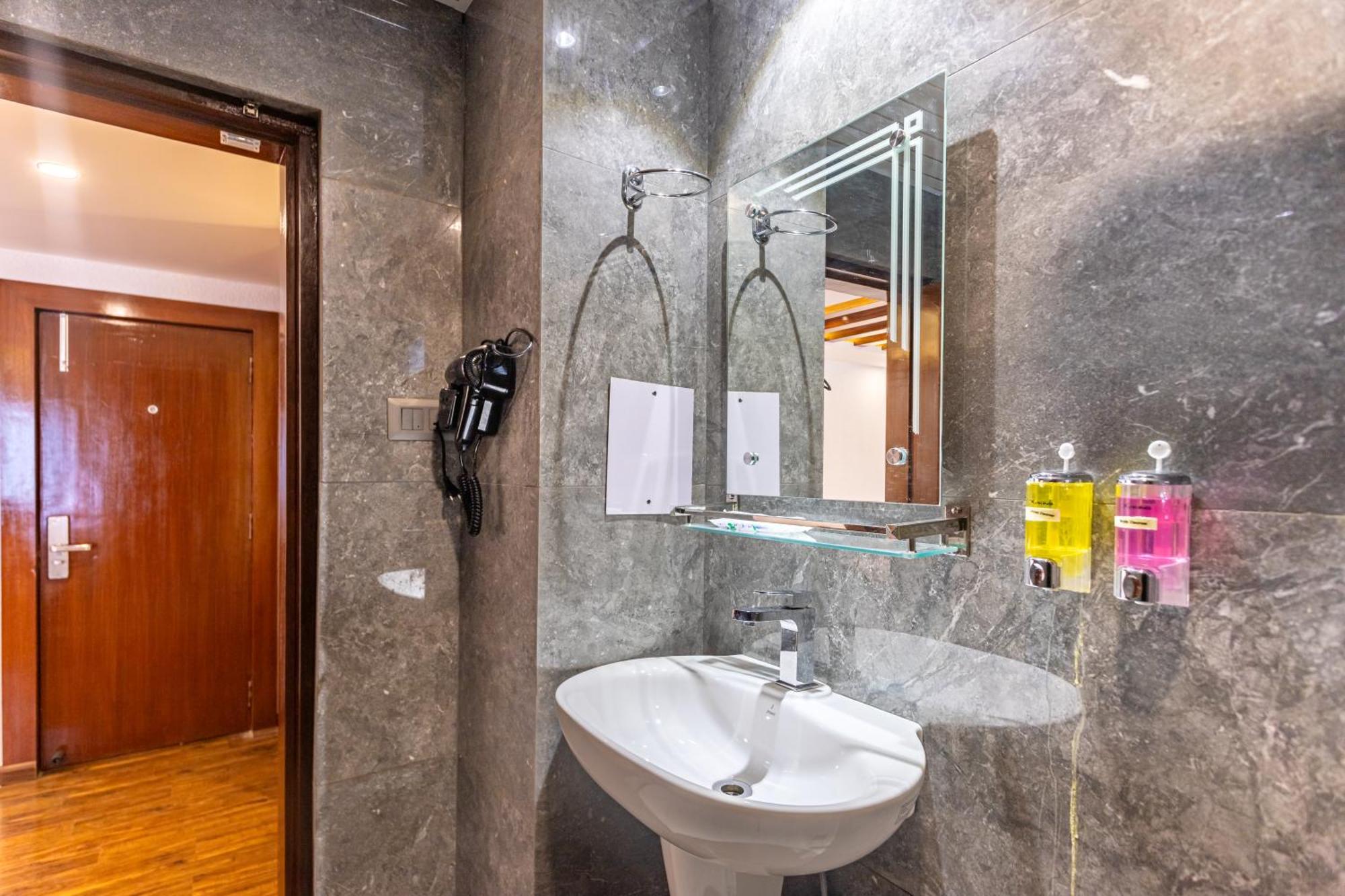 Amarawati Boutique Hotel Kathmandu Exteriör bild